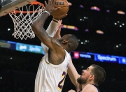 开云APP-热火横扫篮网，乔治关键制胜