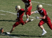 开云足球直播-范戴克末节封神，年度焦点之战夜的铁血接管