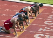 开云官网-总决赛焦点战，湖人最后时刻击败勇士，詹姆斯关键封盖锁定胜局