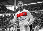 开云体育官网-当基耶萨闪耀东方，一场跨越时空的足球对话