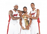 开云下载-猛龙鏖战篮网，詹姆斯状态火热，一场定义赛季的对决