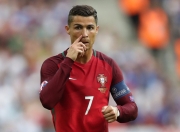 开云体育在线-北欧风暴席卷北美，阿劳霍关键一球助瑞典绝境突围加拿大