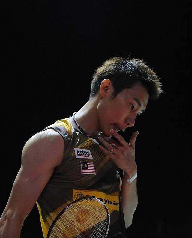 关于丹麦羽毛球队鏖战英格兰羽毛球队，李宗伟惊艳世界的信息