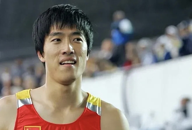 体育巨星们在全球体育大赛上的表现 体育巨星们在全球体育大赛上的表现