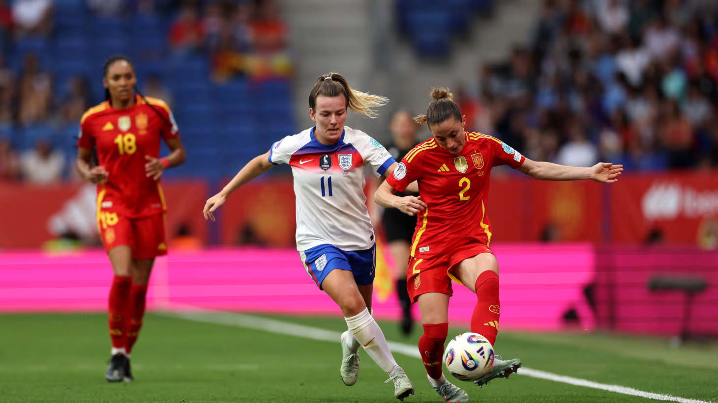 争霸赛:女子足球队精彩对决的简单介绍 争霸赛:女子足球队精彩对决的简单介绍