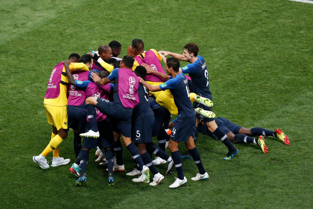 关于瑞典队险胜法国队，奥恰洛夫惊艳四座的信息