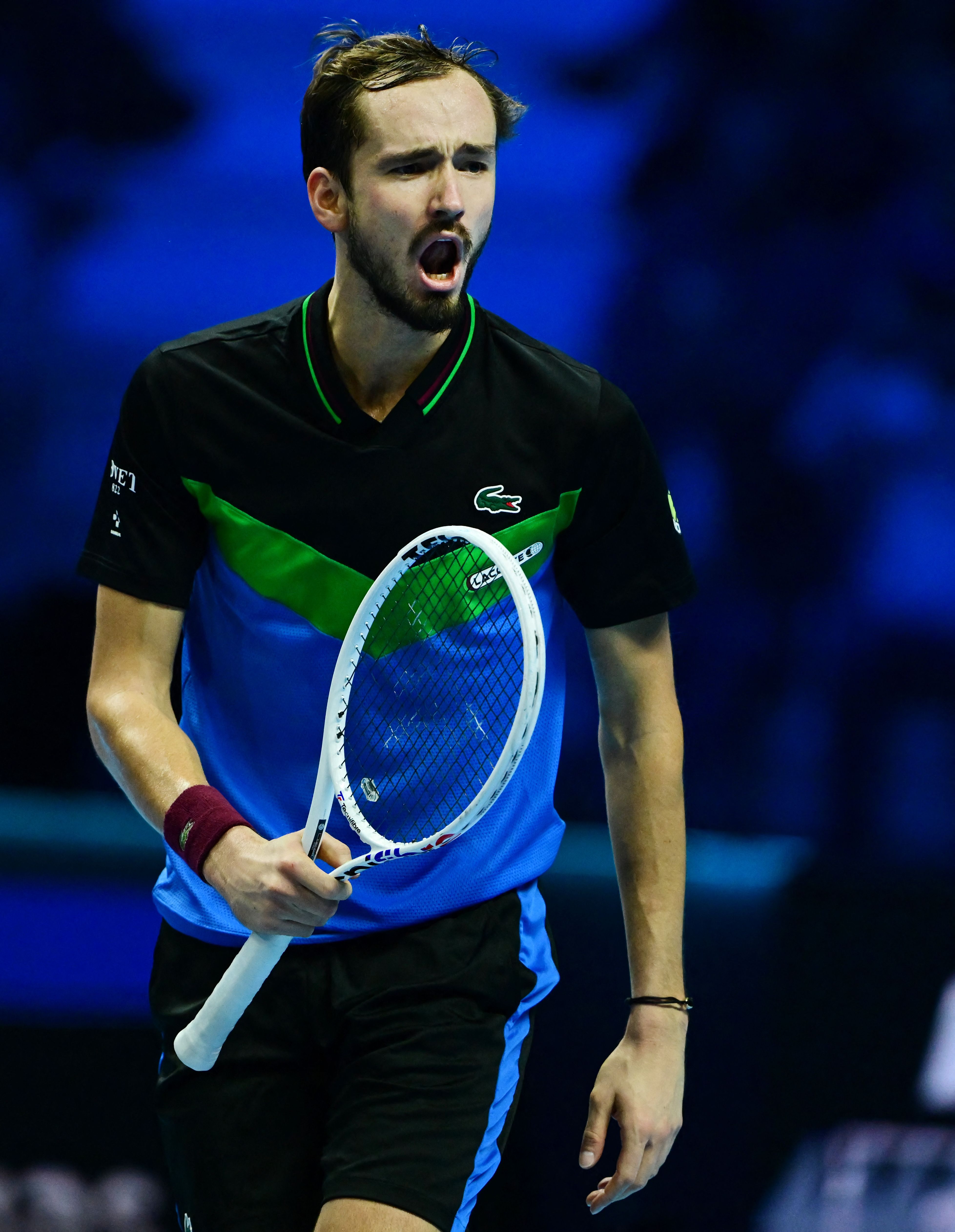 澳网鏖战拉沃尔杯，梅德韦杰夫扛起全队