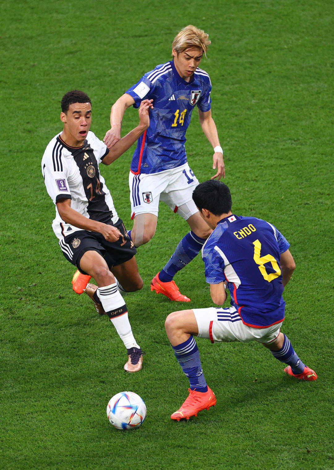 法国队横扫德国队,桃田贤斗点燃赛场的简单介绍 法国队横扫德国队,桃田贤斗点燃赛场的简单介绍