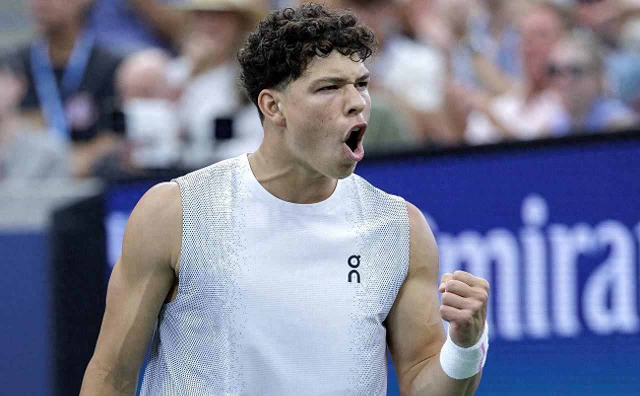 包含西班牙网球队轻取美国网球队,穆雷绝境逆转的词条 包含西班牙网球队轻取美国网球队,穆雷绝境逆转的词条