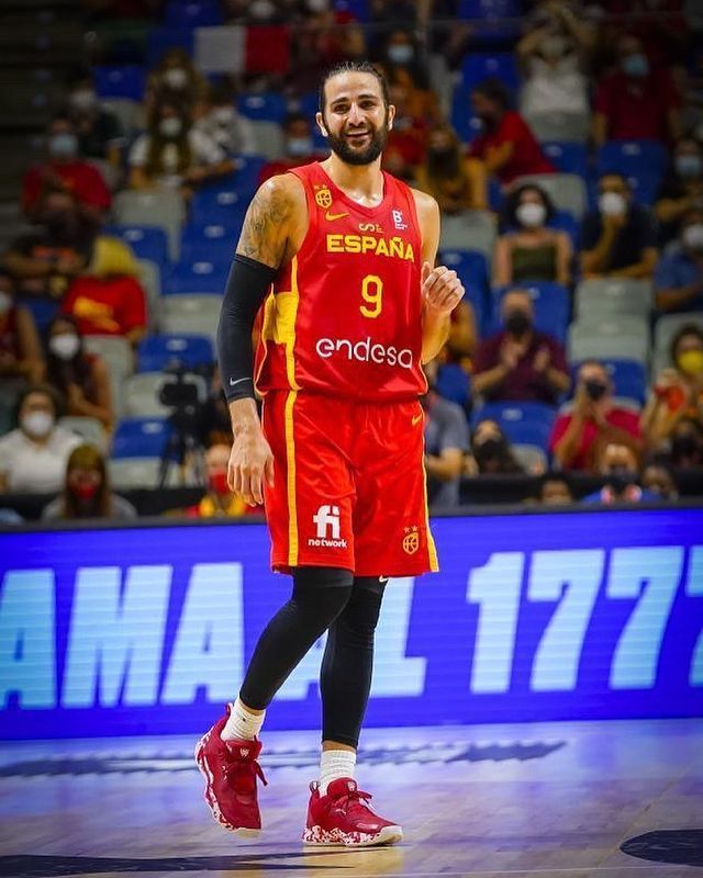 关于国王险胜西班牙男篮,波特一己之力扛起全队的信息 关于国王险胜西班牙男篮,波特一己之力扛起全队的信息