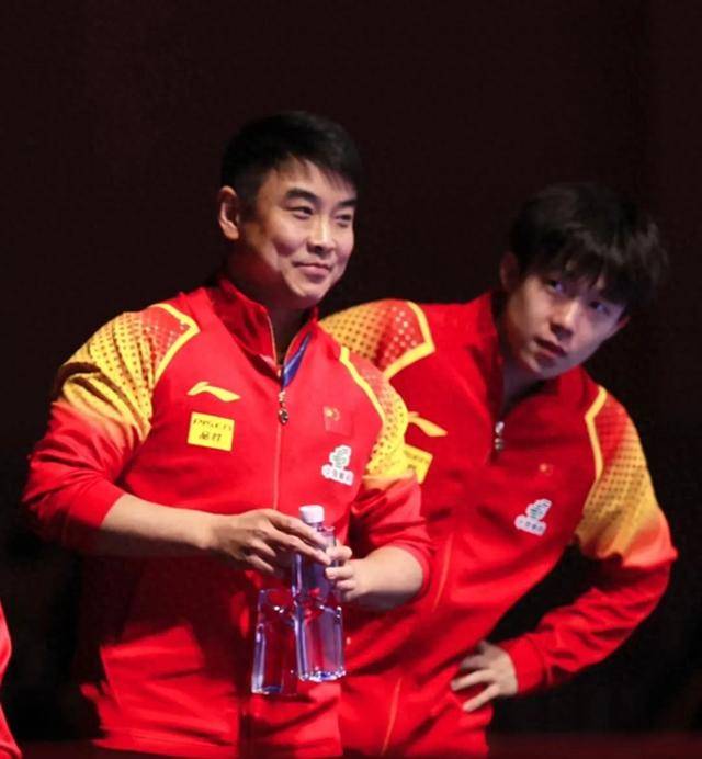 英国乒乓球队鏖战中国乒乓球队,王皓制霸全场的简单介绍 英国乒乓球队鏖战中国乒乓球队,王皓制霸全场的简单介绍