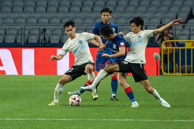 贵州茅台中场头球破门,助球队锁定胜局的简单介绍 贵州茅台中场头球破门,助球队锁定胜局的简单介绍