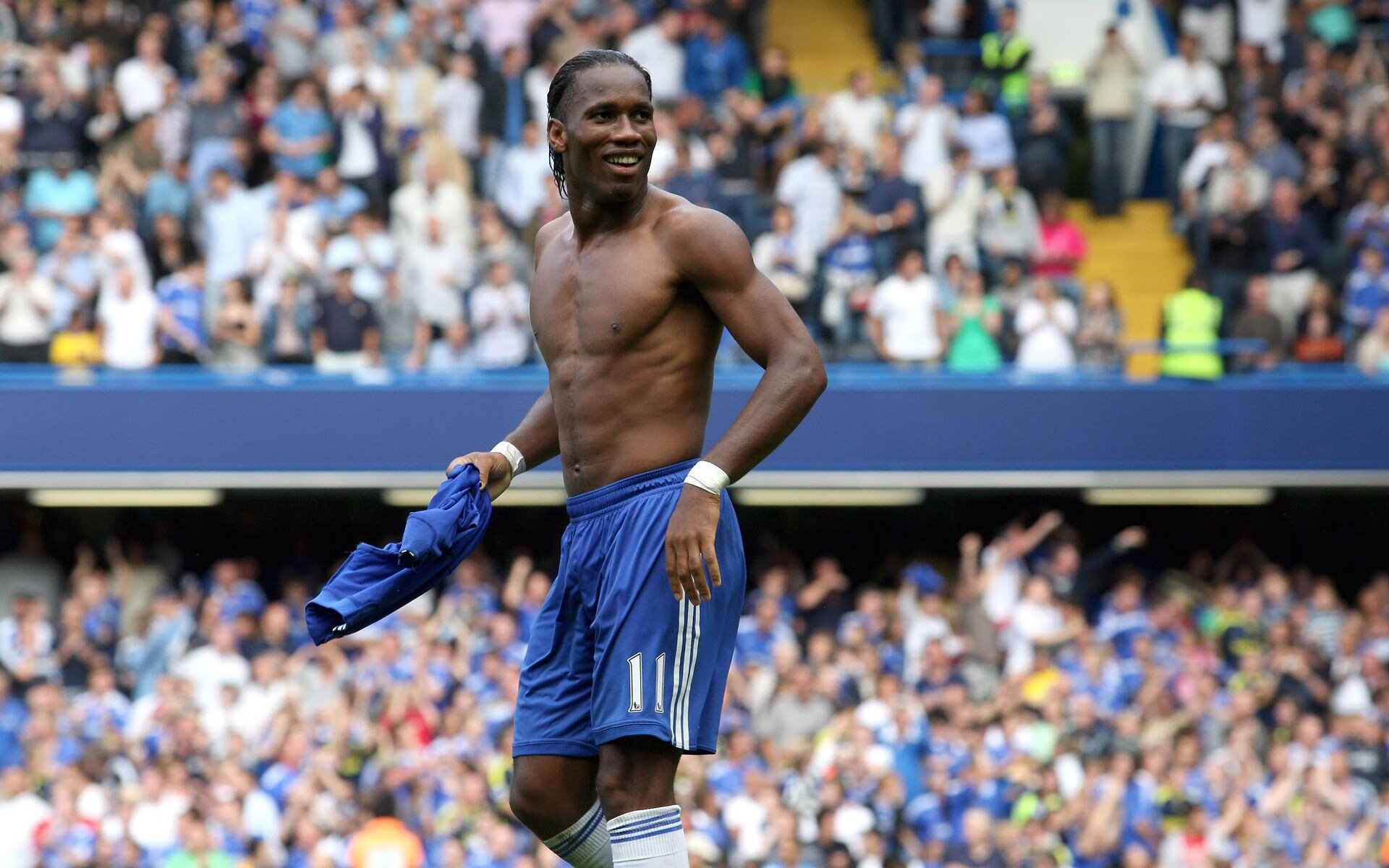 绿茵场外的决胜局,当步行者在欧冠焦点战后带走火箭